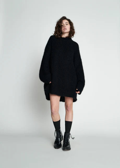 New Lands Quinn Sweater - Black