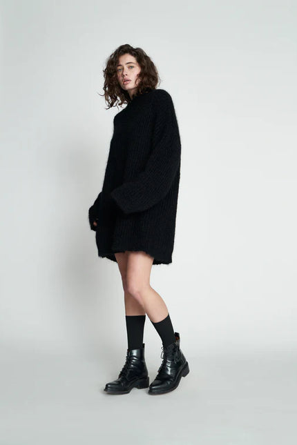 New Lands Quinn Sweater - Black