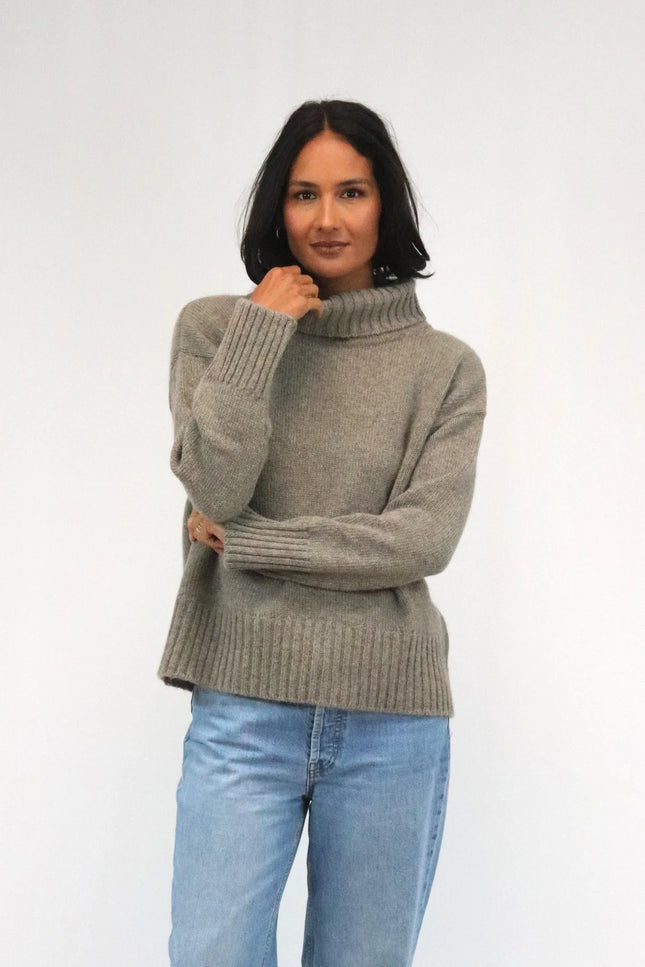 Tatano Henri Roll Neck - Mocha