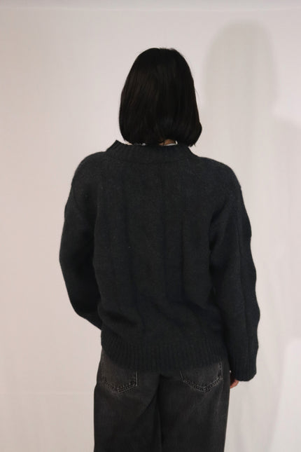 Tatano Liuliu V-Neck - Charcoal