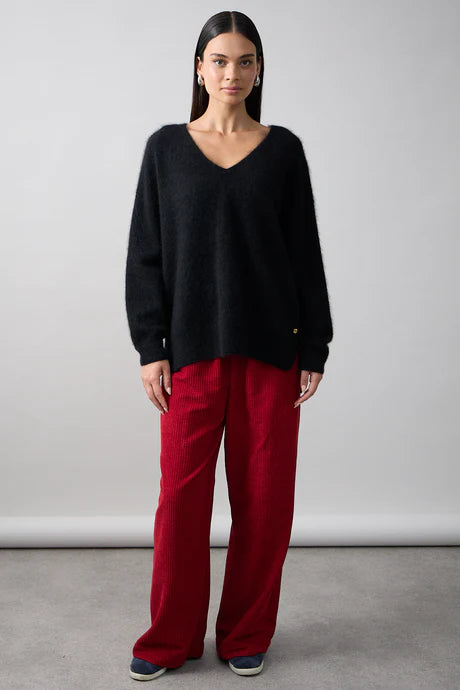 Mia Fratino Scarlett Vee - Cashmere - Black~
