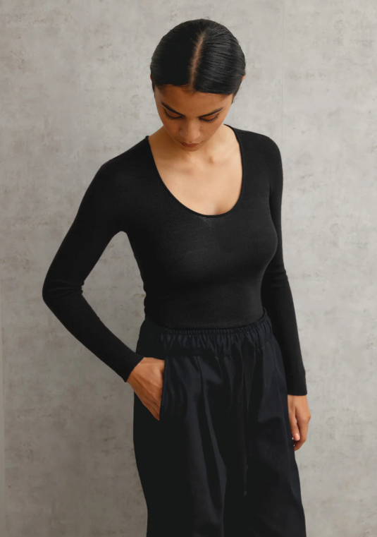 Standard Issue Merino U Top - Black