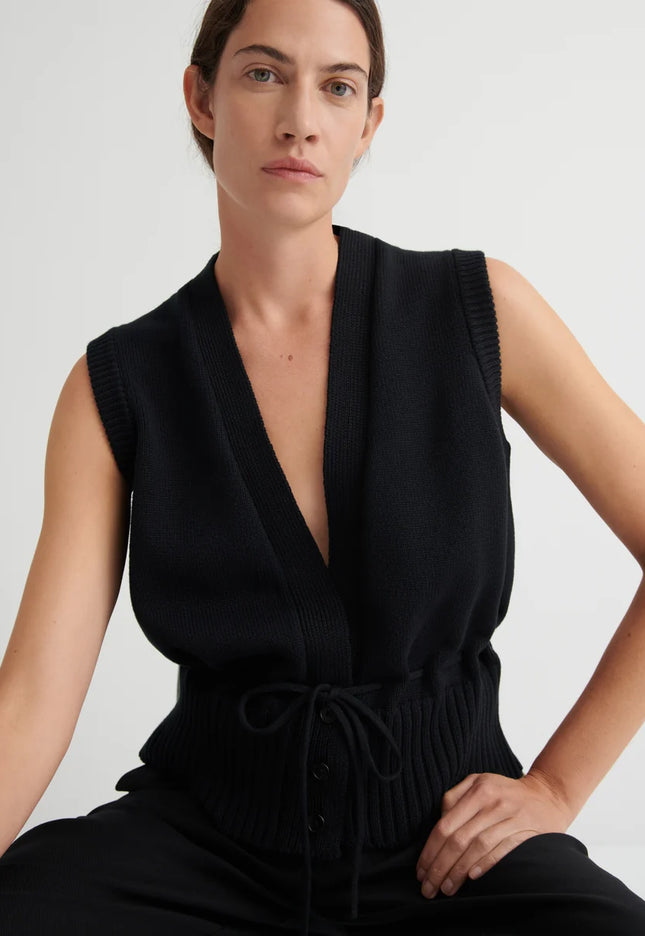 Kowtow Elworthy Vest - Black