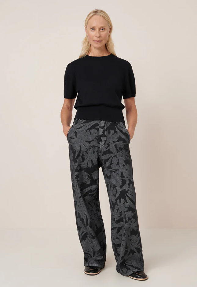 Kowtow Silhouette Top - Black