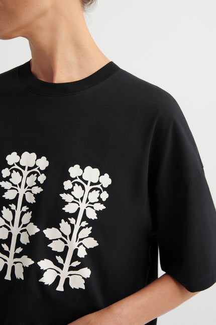 Kowtow Motif Tee -Black