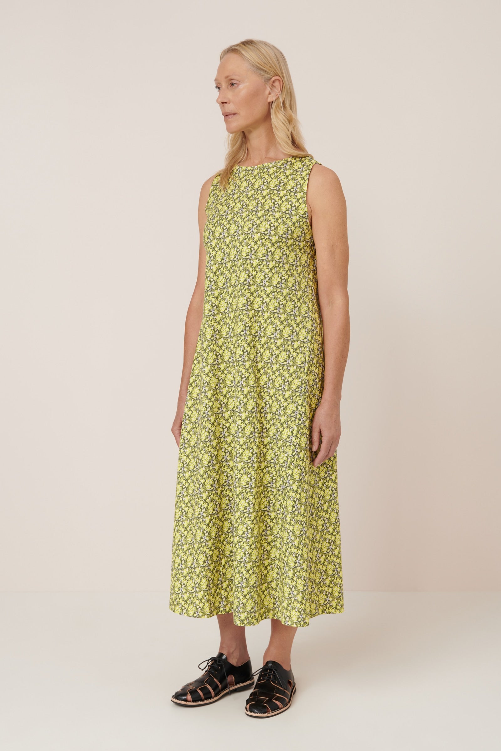 Kowtow Flora Dress - Flora SIZE M ...is this Love? Kowtow Flora Dress - Flora SIZE M ...is this Love?